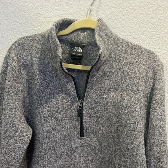 Northface 1/2 zip gray - Picture 6 of 6
